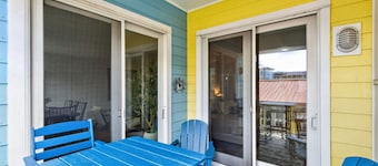 NEW Updated! Oceanfront / Pool / Beach / Fishing