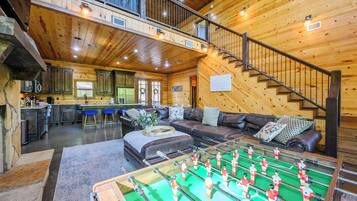 Cabin, Multiple Beds, Hot Tub, Garden View (Moonlight Thru the Pines) | Game room