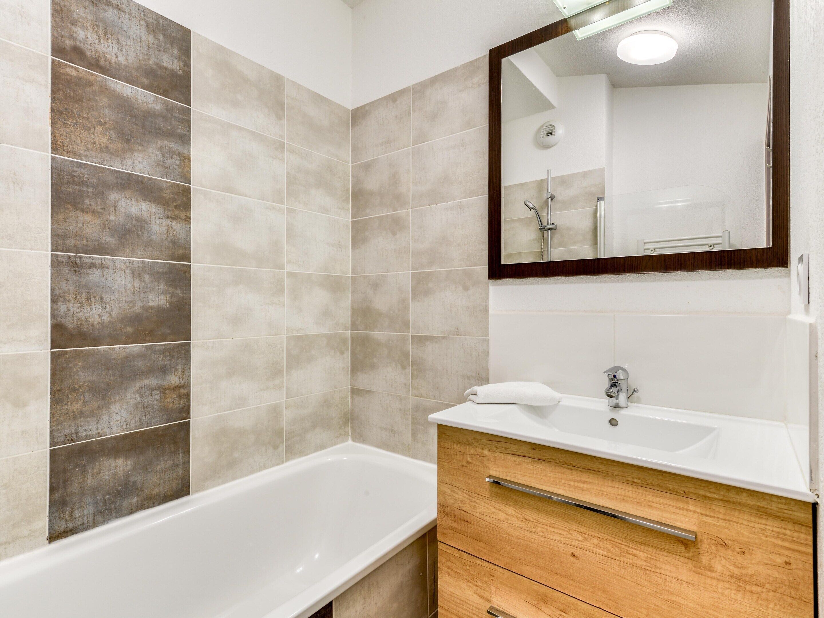 Apartment | Bathroom
