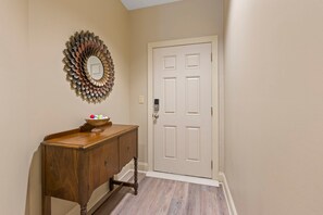 Interior - Comfy Quiet Myrtle Beach Retreat (Myrtle Beach)
