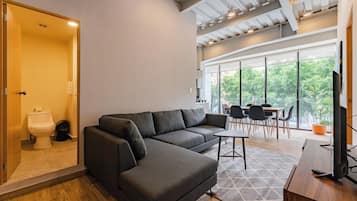 Suite | Living area | LED TV