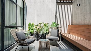 Luxury Suite | Terrace/patio