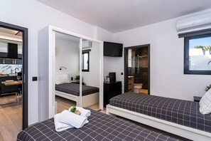 Room - Vacation Home 'Great View' with Private Pool, Private Terrace and Wi-Fi (Playa Blanca)