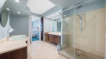 Appart'hĂŽtel Familial, 2 chambres, balcon, vue fleuve | Salle de bain