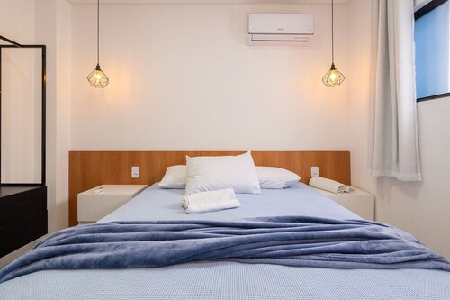Modern & Comfortable 2-Bedroom Apartment with Suite, AC, and BBQ - Near Caruaru Shopping