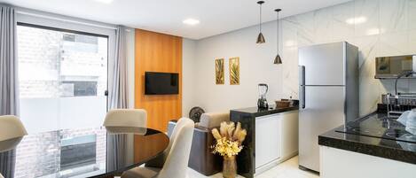 Fridge, microwave, dishwasher, coffee/tea maker