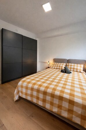 WiFi - Brioschi House 7min Navigli & 4 Bocconi university (Milan)