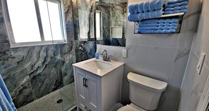 Florida Condo Getaway w/ Pool & Boat Dockage â Minutes to Englewood Beach!