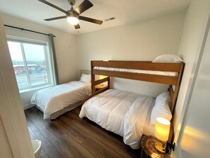 3 Schlafzimmer, Bügeleisen/Bügelbrett, Reisekinderbett, kostenloses WLAN