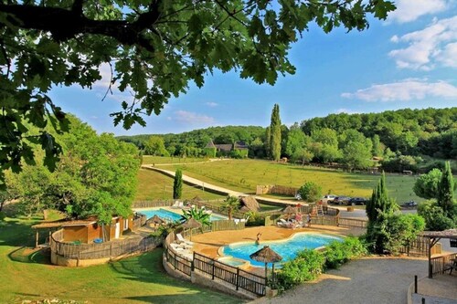 Cabane 3 étoiles - Piscine  - ccbfgia