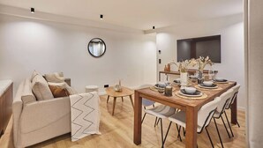 Ảnh chưa phân loại, 4 trong số 19 ảnh, nút