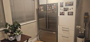 Interior - Hidden Gem Memorable Stay Home  (Port Coquitlam)
