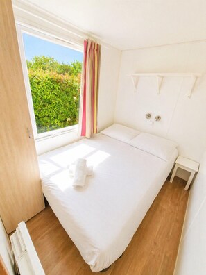 3 bedrooms, free WiFi, bed sheets - Cottage Champêtre n°2 à Angliers - 6p (Angliers)