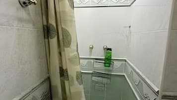 Apartment | Bathroom
