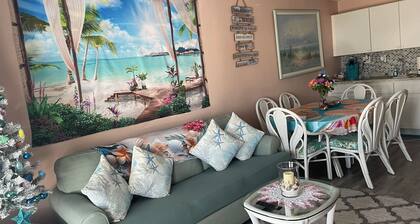 Soothing studio with kitchenette in vibrant Panama City