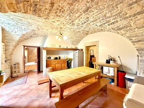 Interior - La Vermeillade, Stone House for 8 Guests (Congénies)