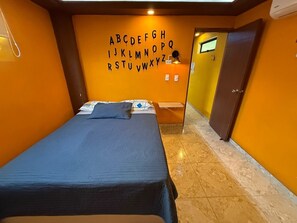 Apartment | Iron/ironing board, free WiFi