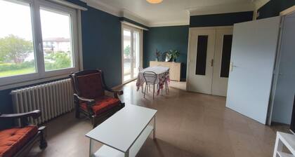 3-bedroom apartment in Arengosse, sleeps up to 6