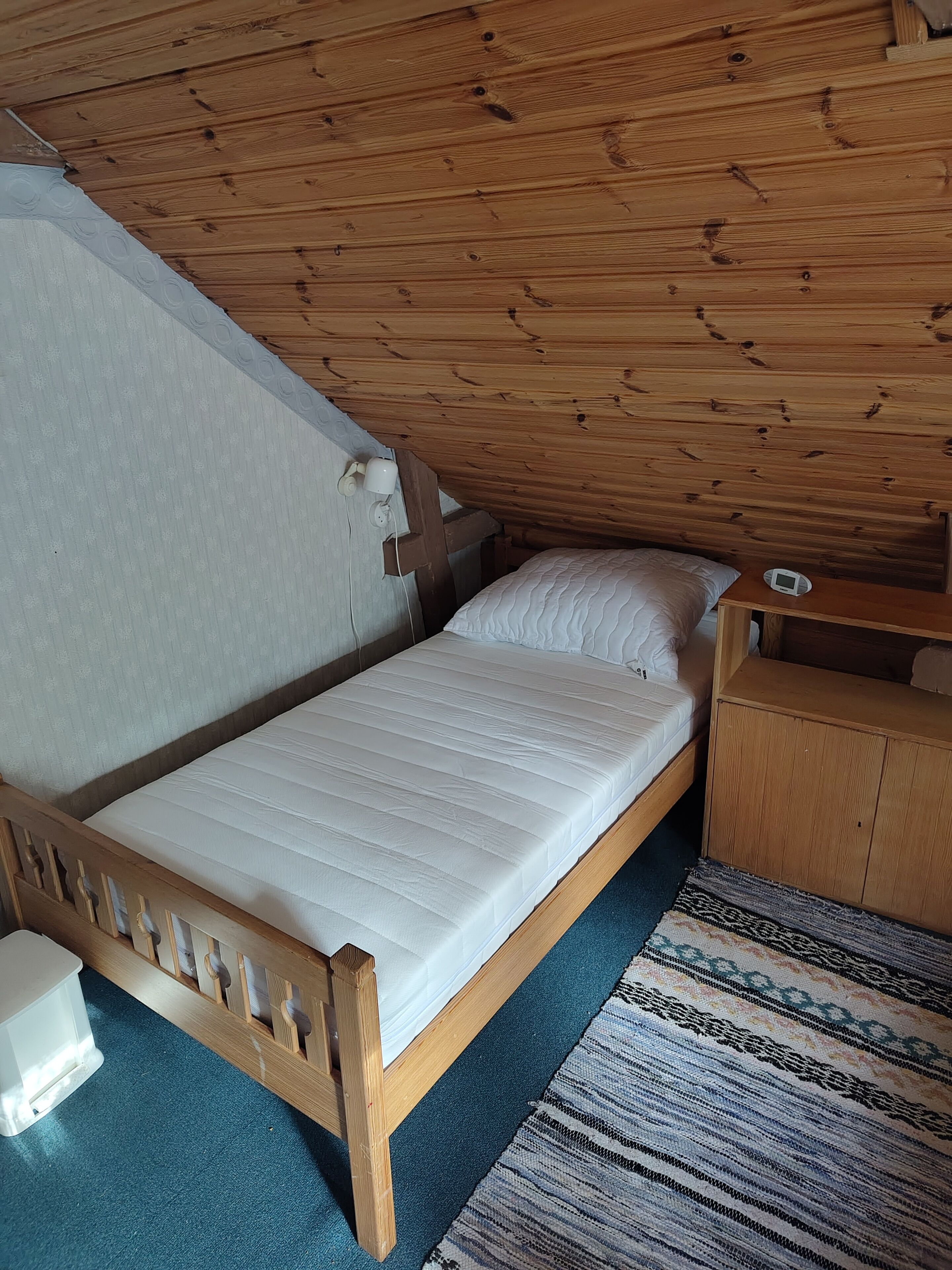 5 sovrum, strykjärn/strykbräda och sängkläder