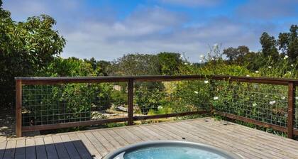 Flora Farm Cottage — Refurbished 1905 Farmhouse on 3.8 Private Acres | Hot Tub, Iconic Outdoor Shower, Fresh Eggs & Heirloom Gardens | Minutes to Pismo Beach, Arroyo Grande Village & Edna Valley Wine Country
