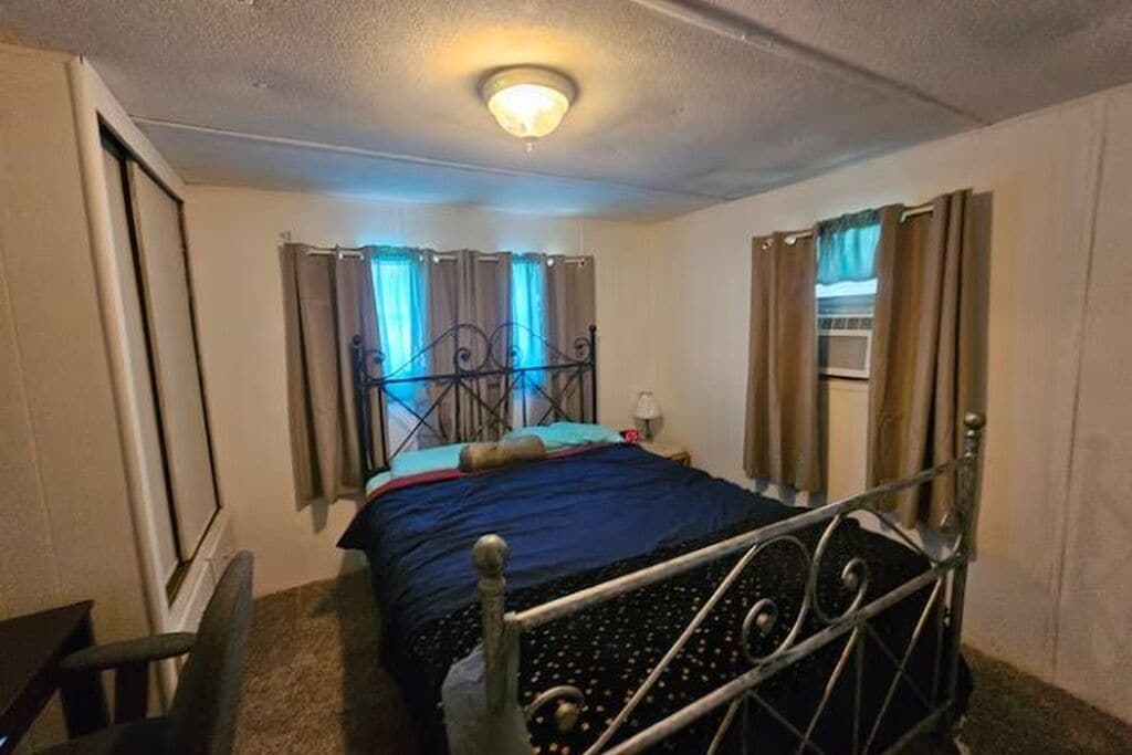 2 dormitorios, tabla de planchar con plancha, wifi gratis y ropa de cama
