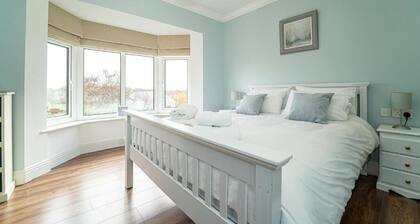 Five Ferns House B&B