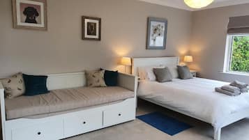 Family Room, Garden View