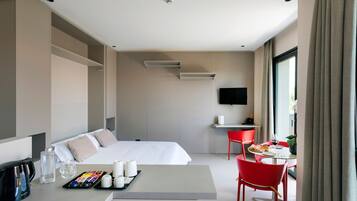 1 dormitorio, escritorio, tabla de planchar con plancha y wifi gratis