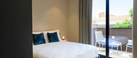 1 bedroom, desk, iron/ironing board, free WiFi