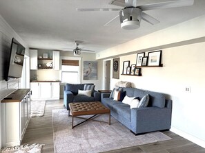 Smart TV - Infinaty Oasis - Waterfront - Heated Pool - Walk to Beach (Indian Rocks Beach)