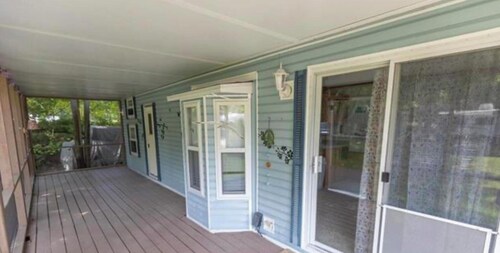 2-bedroom park model at the flats campground in beautiful Sanford mi