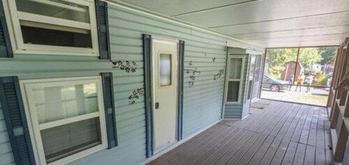 2-bedroom park model at the flats campground in beautiful Sanford mi