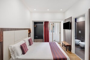 1 bedroom, WiFi, bed sheets - Room 'Camera Matrimoniale Standard' with Wi-Fi and Air Conditioning (Napoli)