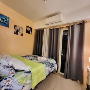 Room - Cozy 1BR Condo in MOA,PASAY CITY,Near MOA,Netflix + Unlimited WiFi,SHORE TOWER D (Pasay City)