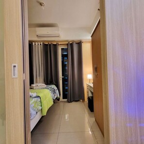 Room - Cozy 1BR Condo in MOA,PASAY CITY,Near MOA,Netflix + Unlimited WiFi,SHORE TOWER D (Pasay City)