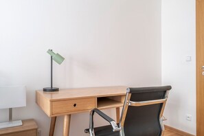 Interior - Blueground | Vršovice, view, nr Havlíčkovy sady (PRG-81) (Prague)