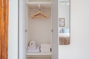 3 Schlafzimmer, Bügeleisen/Bügelbrett, kostenloses WLAN, Bettwäsche