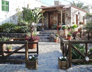 House | Exterior - Holiday Home in Vera de Erques (Guia de Isora)