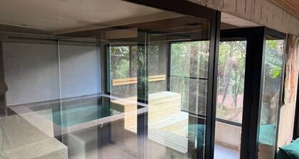 Luxurious house, Spa, Jacuzzi, Barbecue and view! A/C, fire place and nature!