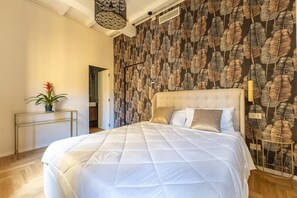 Room - Luxurious, brand new apt Piazza del Popolo 4bedroom and 4bathroom in historic building (Roma)