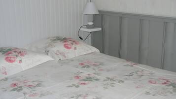 1 bedroom, iron/ironing board, bed sheets