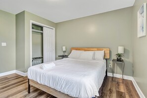 3 habitaciones, tabla de planchar con plancha y wifi gratis 