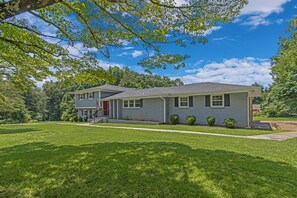 Exterior - Bethany Grove House B | Cozy Stay w/ Pool Access (Huntsville)