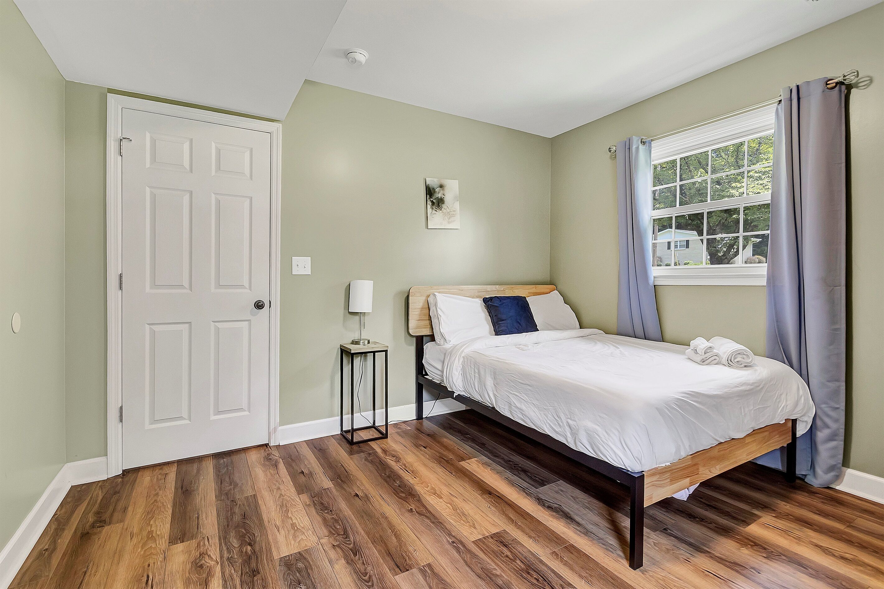 3 chambres, fer et planche à repasser, Wi-Fi gratuit, draps fournis