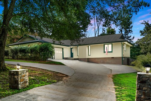 Brightwood on Eastview | Family Home w/ Play Set