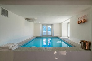 A heated pool - Sant' Anna Deluxe, Menaggio (Nobiallo), Italy (Menaggio (Nobiallo))