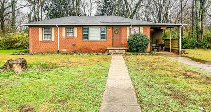 The Boswell Garden House | Spacious Stay w/ Yard