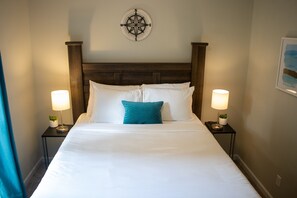 Room - Oak Glen Oasis | Relaxing Stay w/ Outdoor Dining (Huntsville)