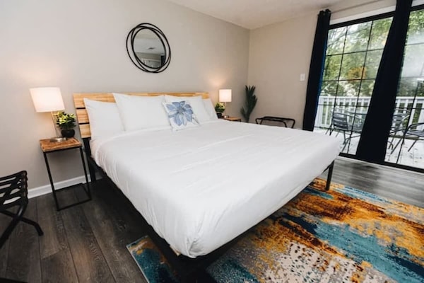 4 bedrooms, iron/ironing board, travel cot, free WiFi