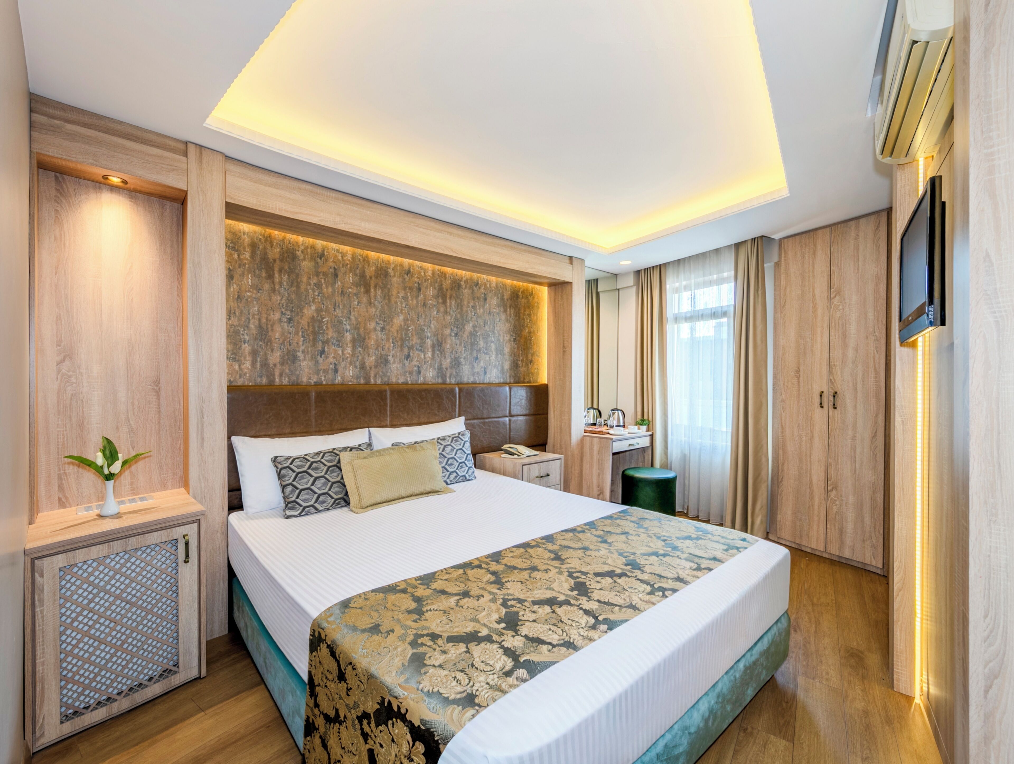 Comfort dubbelrum - utsikt mot staden